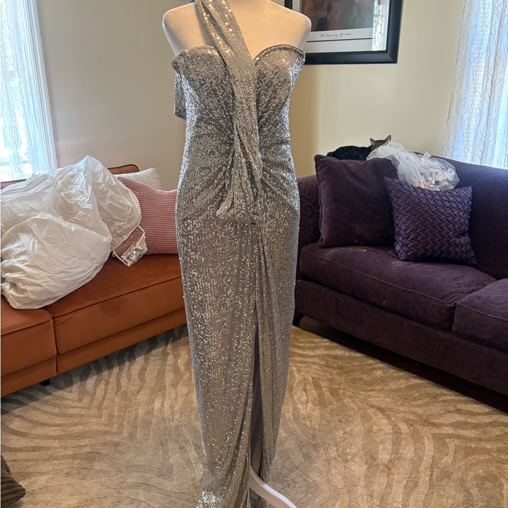 Elegant Strapless Silver Sequin Dress